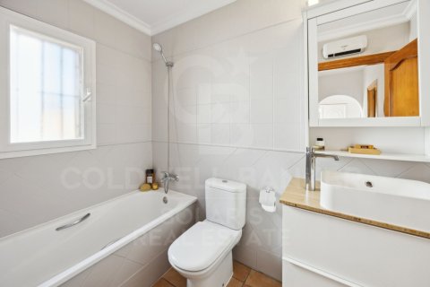 Villa till salu i Javea, Alicante, Spanien 3 sovrum, 125 kvm. Nr. 159068 - foto 30