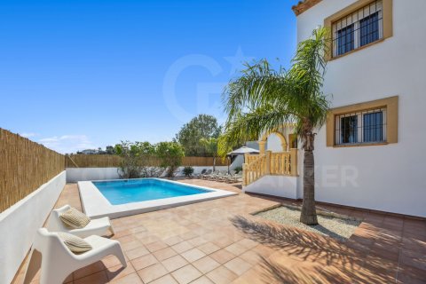 Villa till salu i Javea, Alicante, Spanien 3 sovrum, 125 kvm. Nr. 159068 - foto 12