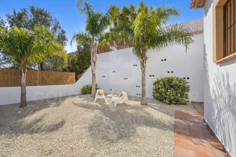 Villa till salu i Javea, Alicante, Spanien 3 sovrum, 125 kvm. Nr. 159068 - foto 17