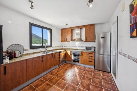 Villa in vendita a Javea, Alicante, Spagna 4 camere da letto, 376 mq. N° 159069 - foto 14