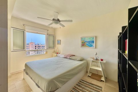 Apartamento en venta en Dehesa De Campoamor, Alicante, España 2 dormitorios, 55 m2 No. 194987 - foto 2