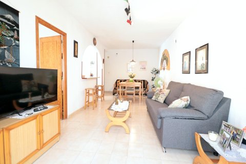 Bungalow en venta en Torrevieja, Alicante, España 3 dormitorios, 80 m2 No. 194988 - foto 4