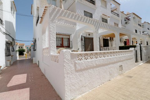 Bungalow en venta en Torrevieja, Alicante, España 3 dormitorios, 80 m2 No. 194988 - foto 22