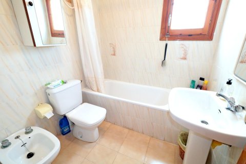 Bungalow en venta en Torrevieja, Alicante, España 3 dormitorios, 80 m2 No. 194988 - foto 14