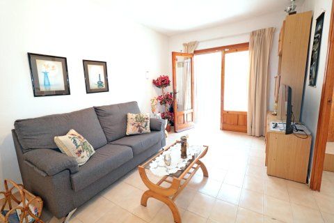 Bungalow en venta en Torrevieja, Alicante, España 3 dormitorios, 80 m2 No. 194988 - foto 6