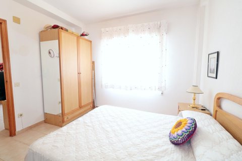 Bungalow en venta en Torrevieja, Alicante, España 3 dormitorios, 80 m2 No. 194988 - foto 19