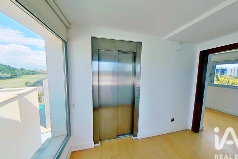 House for rent in Alicante, Spain 7 bedrooms, 750 sq.m. No. 188500 - photo 9