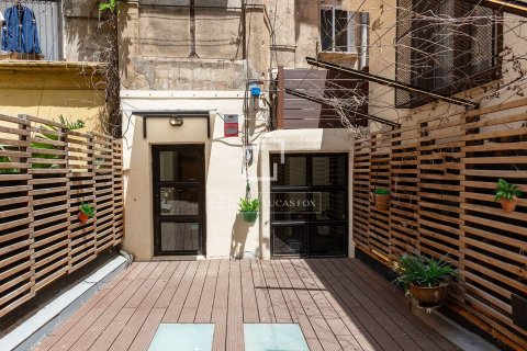 Huoneisto myytävänä Barcelona, Espanja, 2 makuuhuonetta, 99 m2 No. 150473 - kuva 30