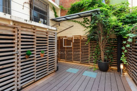 Huoneisto myytävänä Barcelona, Espanja, 2 makuuhuonetta, 99 m2 No. 150473 - kuva 26