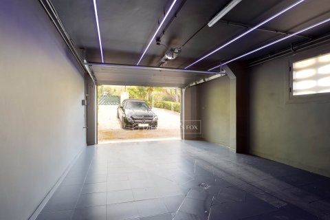 Villa for sale in Cabrils, Barcelona, Spain 4 bedrooms, 292 sq.m. No. 150471 - photo 17