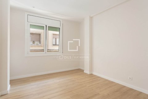 Apartment à vendre à Barcelona, Espagne, 4 chambres, 116 m2 No. 150470 - photo 21