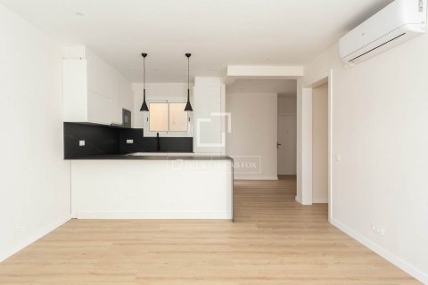 Apartment à Barcelona, Espagne 4 chambres, 116 m2 No. 150470