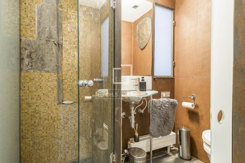 Lägenhet till salu i Barcelona, Spanien 2 sovrum, 85 kvm. Nr. 150468 - foto 23