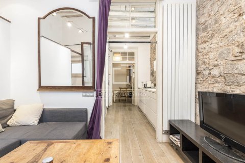 Lägenhet till salu i Barcelona, Spanien 2 sovrum, 85 kvm. Nr. 150468 - foto 7