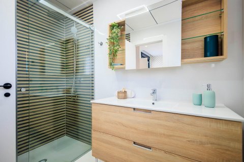 Huvila myytävänä Pilar de la Horadada, Alicante, Espanja, 3 makuuhuonetta, 120 m2 No. 135172 - kuva 17