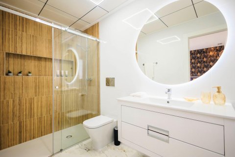 Huvila myytävänä Pilar de la Horadada, Alicante, Espanja, 3 makuuhuonetta, 120 m2 No. 135172 - kuva 23