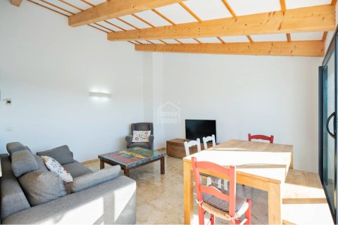 Продажа квартиры в Сьютаделья-де-Менорка, Менорка, Испания 3 спальни, 115м2 №142890 - фото 5
