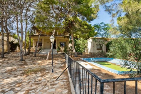 Villa zum Verkauf in Los Balcones, Alicante, Spanien 6 Schlafzimmer, 268 m2 Nr. 191624 - Foto 2