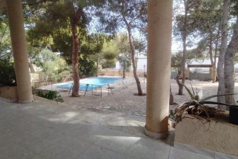Villa zum Verkauf in Los Balcones, Alicante, Spanien 6 Schlafzimmer, 268 m2 Nr. 191624 - Foto 23