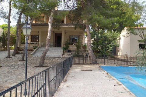 Villa zum Verkauf in Los Balcones, Alicante, Spanien 6 Schlafzimmer, 268 m2 Nr. 191624 - Foto 26