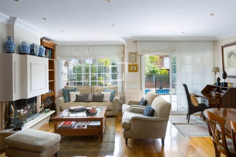 Villa in vendita a Premia De Mar, Barcelona, Spagna 5 camere da letto, 270 mq. N° 150957 - foto 8