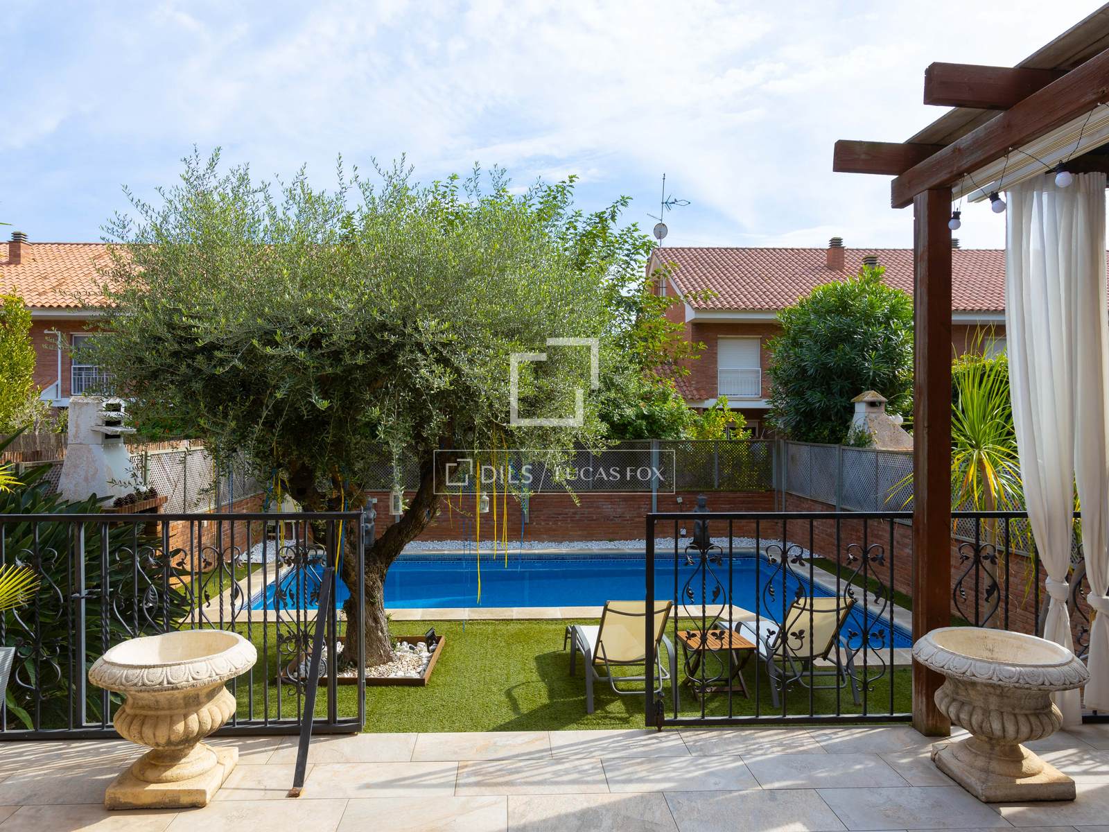 Villa à Premia De Mar, Barcelona, Espagne 5 chambres, 270 m2 No. 150957