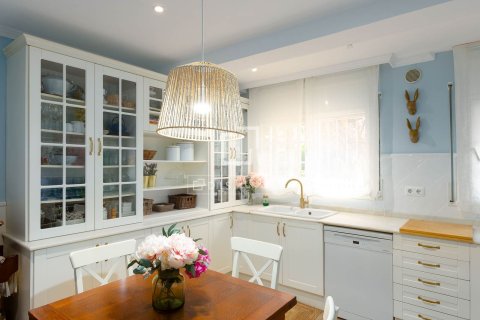 Villa in vendita a Premia De Mar, Barcelona, Spagna 5 camere da letto, 270 mq. N° 150957 - foto 12