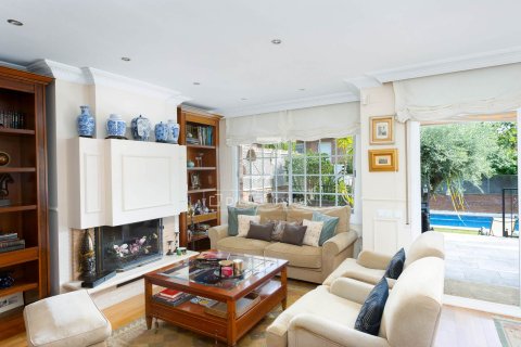 Villa in vendita a Premia De Mar, Barcelona, Spagna 5 camere da letto, 270 mq. N° 150957 - foto 9