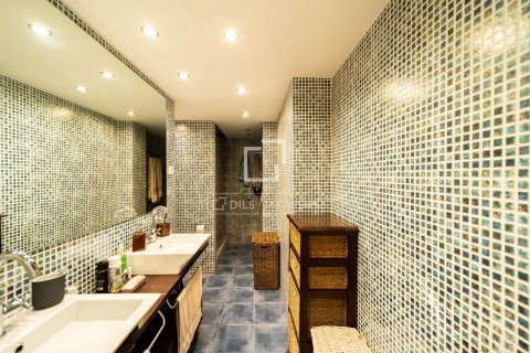 Huoneisto myytävänä Gava, Barcelona, Espanja, 3 makuuhuonetta, 110 m2 No. 150956 - kuva 12