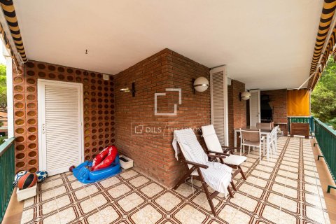 Huoneisto myytävänä Gava, Barcelona, Espanja, 3 makuuhuonetta, 110 m2 No. 150956 - kuva 22