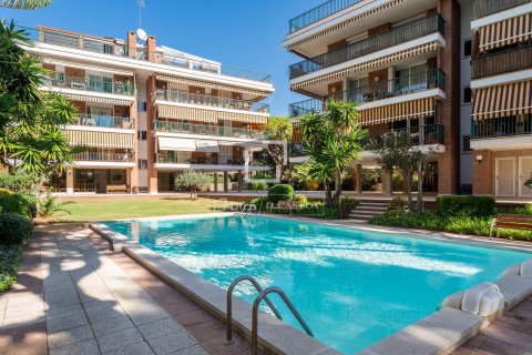 Huoneisto myytävänä Gava, Barcelona, Espanja, 3 makuuhuonetta, 110 m2 No. 150956 - kuva 30