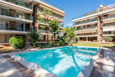 Huoneisto myytävänä Gava, Barcelona, Espanja, 3 makuuhuonetta, 110 m2 No. 150956 - kuva 2