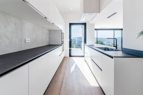 Villa en venta en Sitges, Barcelona, España 4 dormitorios, 212 m2 No. 150952 - foto 4