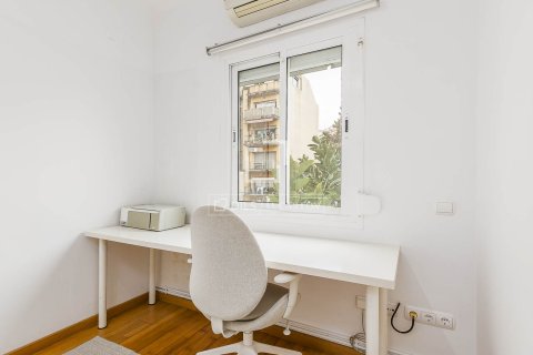 Huoneisto myytävänä Barcelona, Espanja, 3 makuuhuonetta, 100 m2 No. 150953 - kuva 24