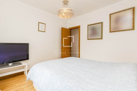 Huoneisto myytävänä Barcelona, Espanja, 3 makuuhuonetta, 100 m2 No. 150953 - kuva 30