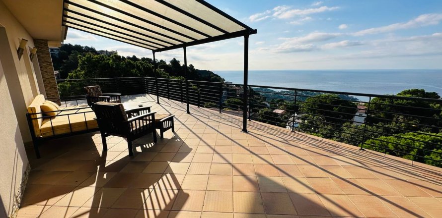 Villa Lloret de Mar, Girona, Spānijā 7 istabas, Nr. 143247