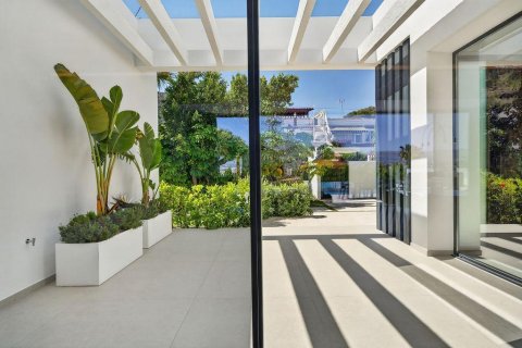 Villa zum Verkauf in L'Alfàs del Pi, Alicante, Spanien 4 Schlafzimmer, 830.55 m2 Nr. 183106 - Foto 24