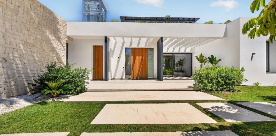 Villa in L'Alfàs del Pi, Alicante, Spanien 4 Schlafzimmer, 830.55 m2 Nr. 183106