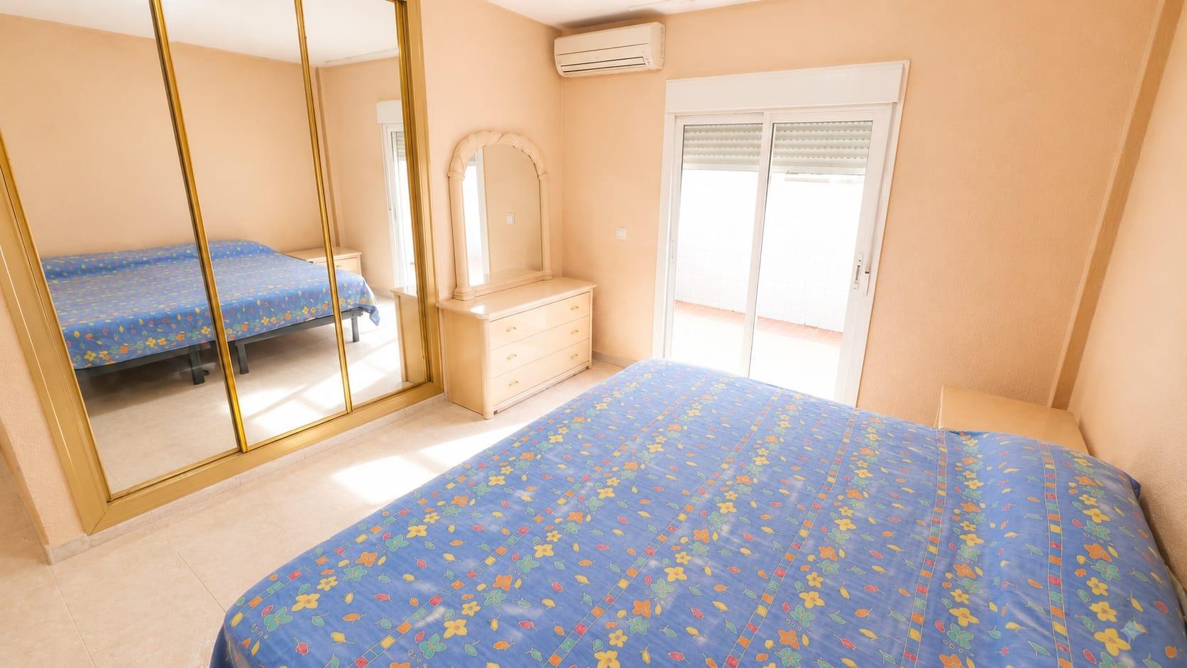 Huoneisto Alicante, Espanja 4 makuuhuonetta, 154 m2 No. 183107