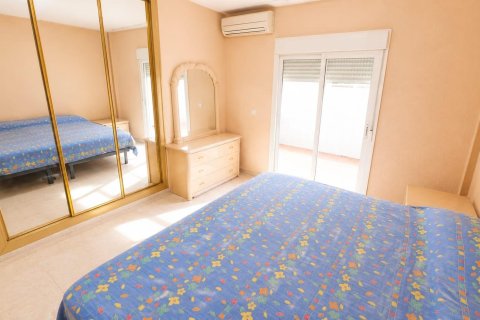 Apartment à vendre à Alicante, Espagne, 4 chambres, 154 m2 No. 183107 - photo 15