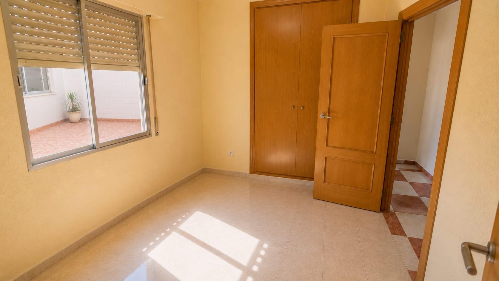 Huoneisto Alicante, Espanja 4 makuuhuonetta, 154 m2 No. 183107