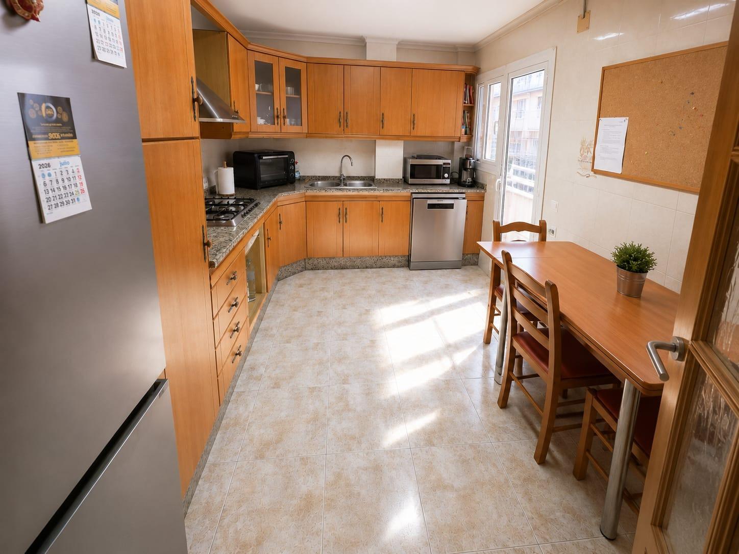 Huoneisto Alicante, Espanja 4 makuuhuonetta, 154 m2 No. 183107