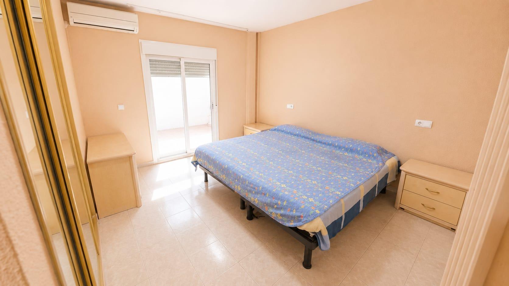 Huoneisto Alicante, Espanja 4 makuuhuonetta, 154 m2 No. 183107