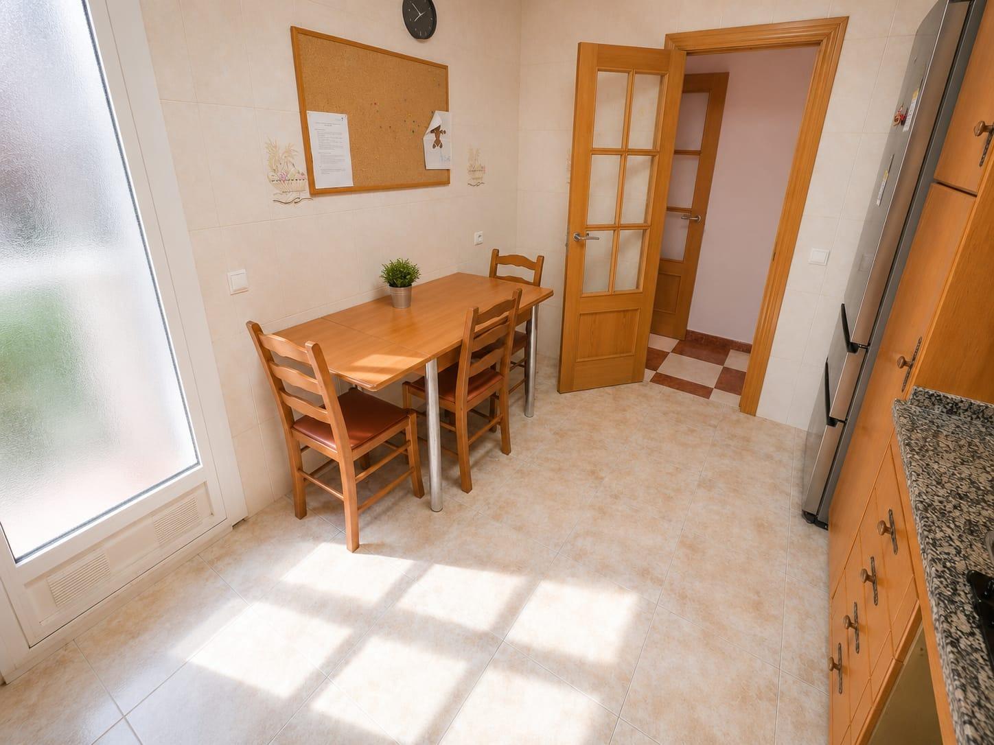 Huoneisto Alicante, Espanja 4 makuuhuonetta, 154 m2 No. 183107