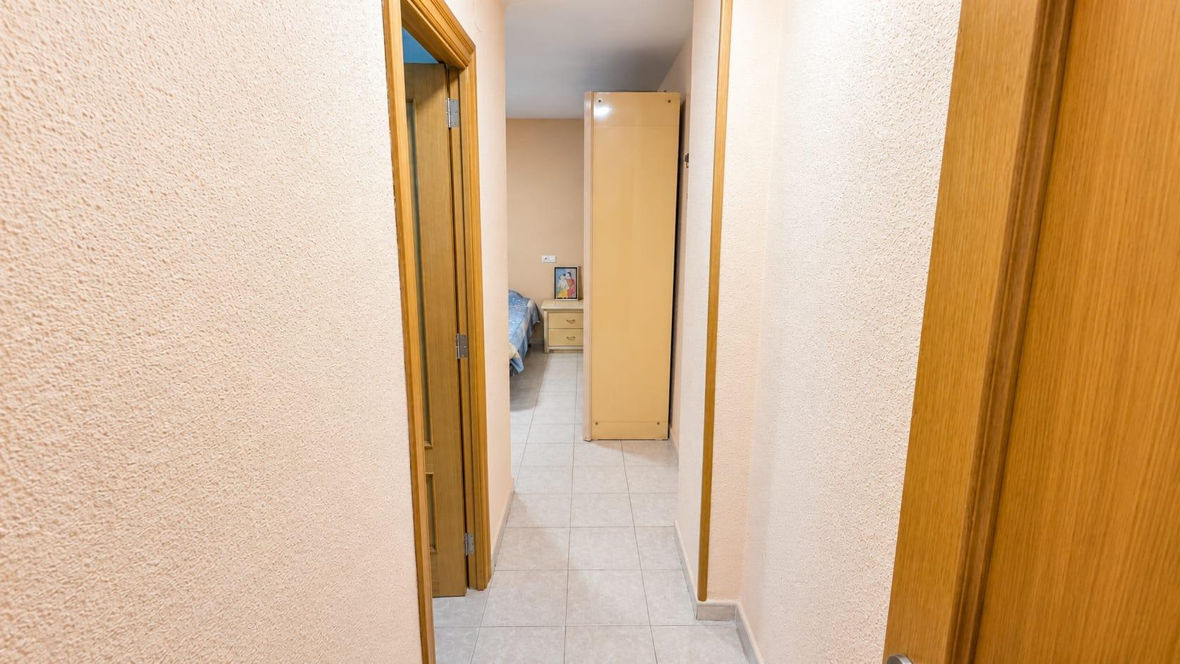 Huoneisto Alicante, Espanja 4 makuuhuonetta, 154 m2 No. 183107