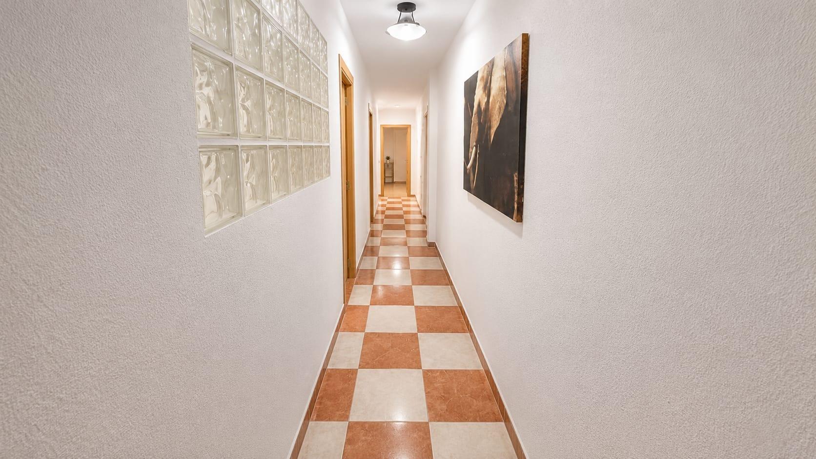 Huoneisto Alicante, Espanja 4 makuuhuonetta, 154 m2 No. 183107