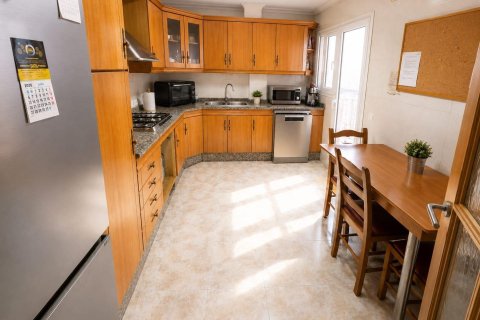 Apartment à vendre à Alicante, Espagne, 4 chambres, 154 m2 No. 183107 - photo 2