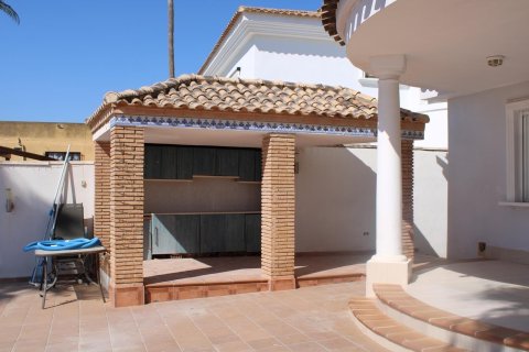 Huvila myytävänä Jacarilla, Alicante, Espanja, 6 makuuhuonetta, 400 m2 No. 186855 - kuva 2