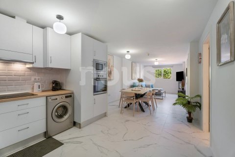 Lägenhet till salu i Tenerife, Spanien 2 sovrum, 78 kvm. Nr. 146807 - foto 2