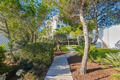 Huvila myytävänä Alicante, Espanja, 4 makuuhuonetta, 131 m2 No. 113312 - kuva 7